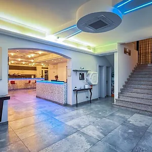hotel-etna-riccione.emilia-romagnahotels.net/