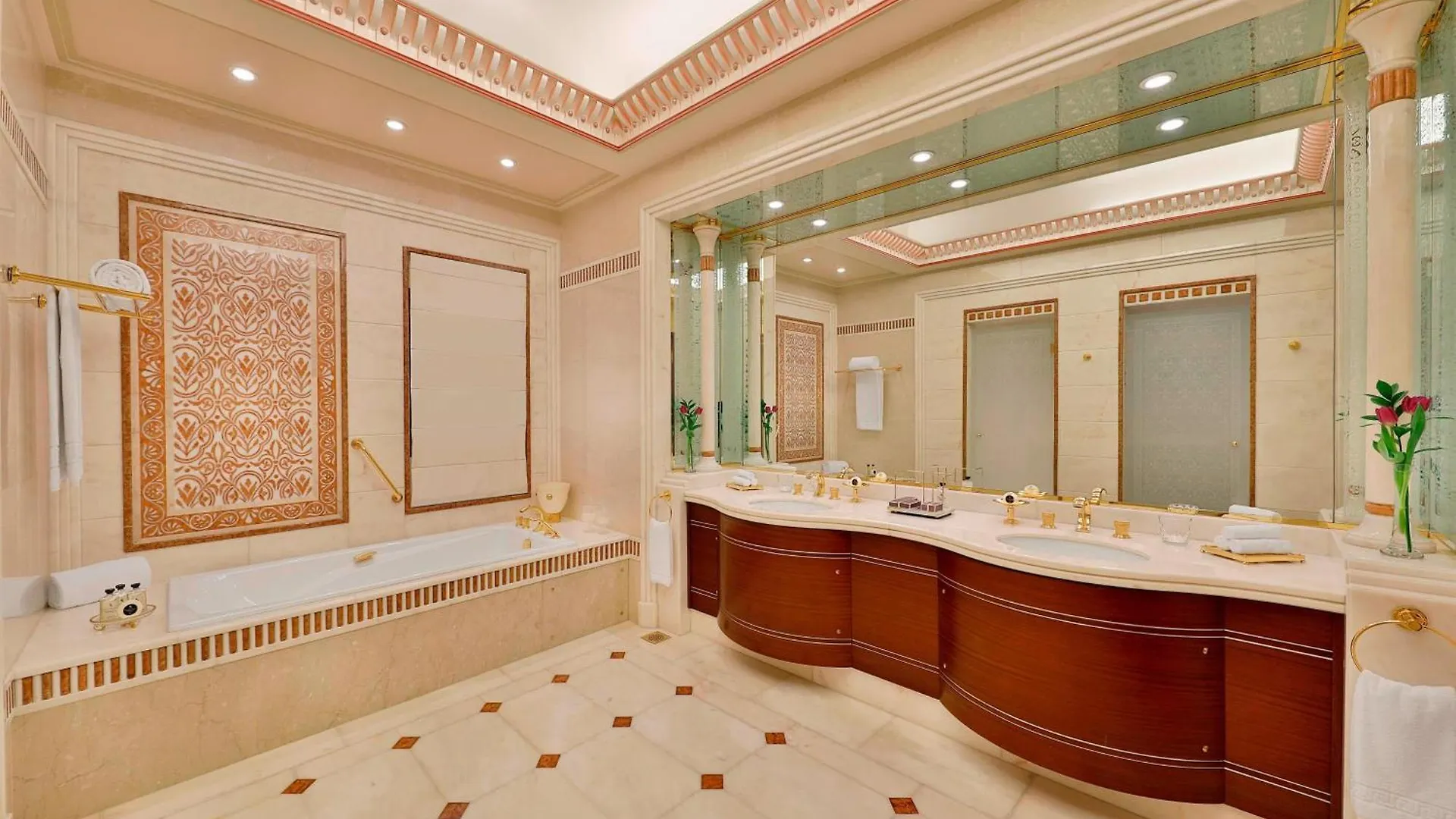 Hotel The Ritz-Carlton, Riyadh
